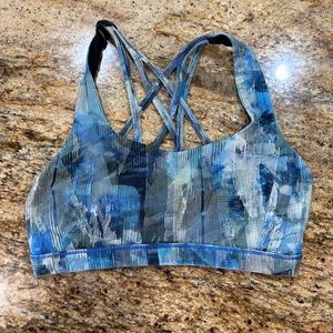 Free to be Bra size 6